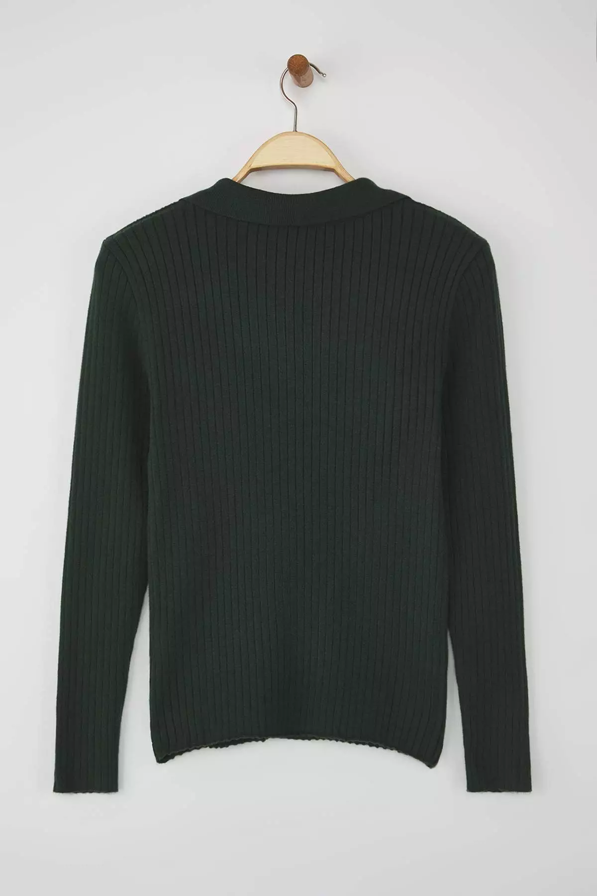 Wardrobe Essentials Emerald Green Premium Yarn Polo Neck Ribbed Knit Sweater | Twoaw26Kz00077