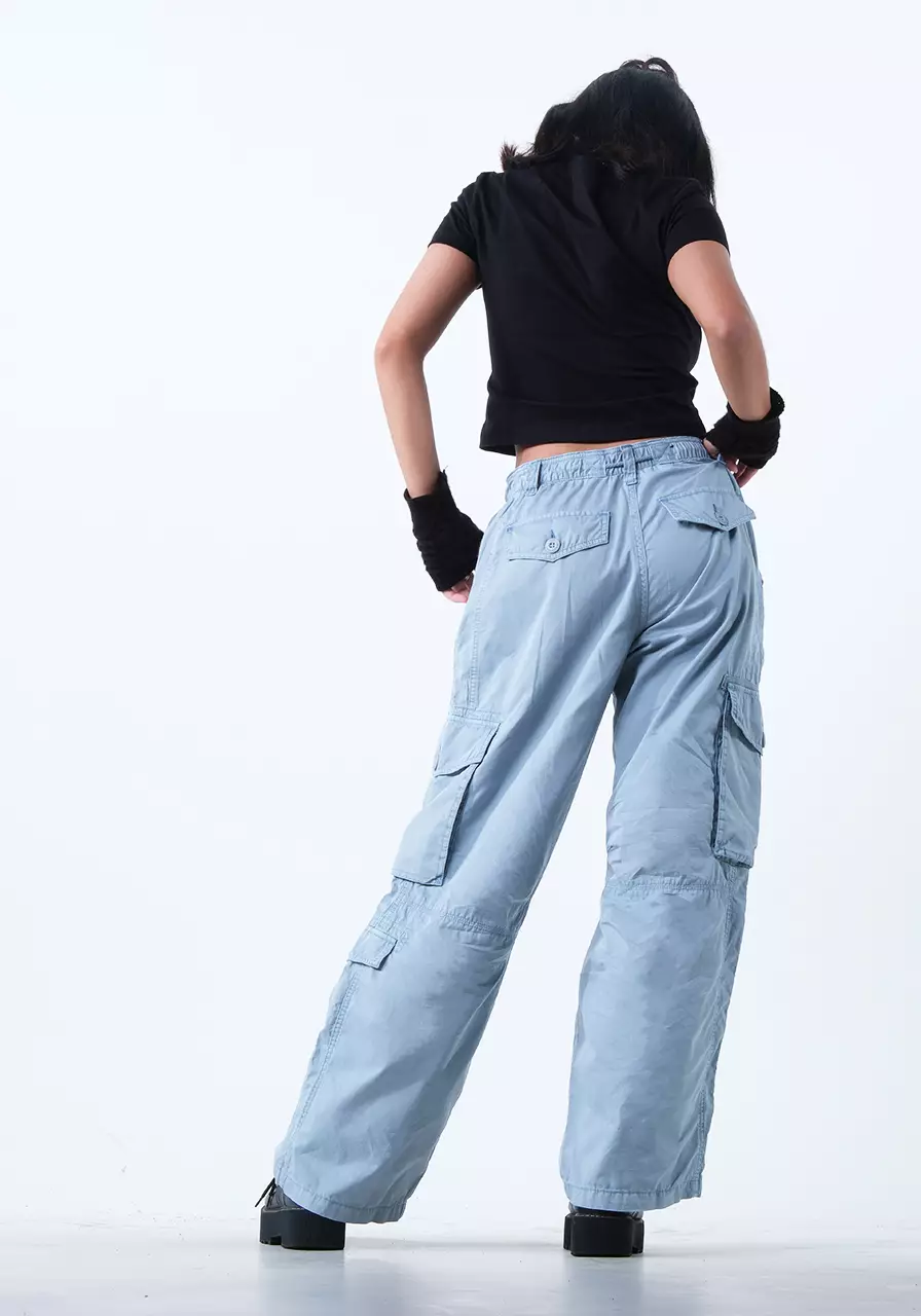 Celana Cargo Wanita Eira Light Blue