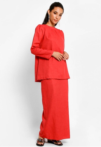 Kurung Lamia in Red from BETTY HARDY in Red