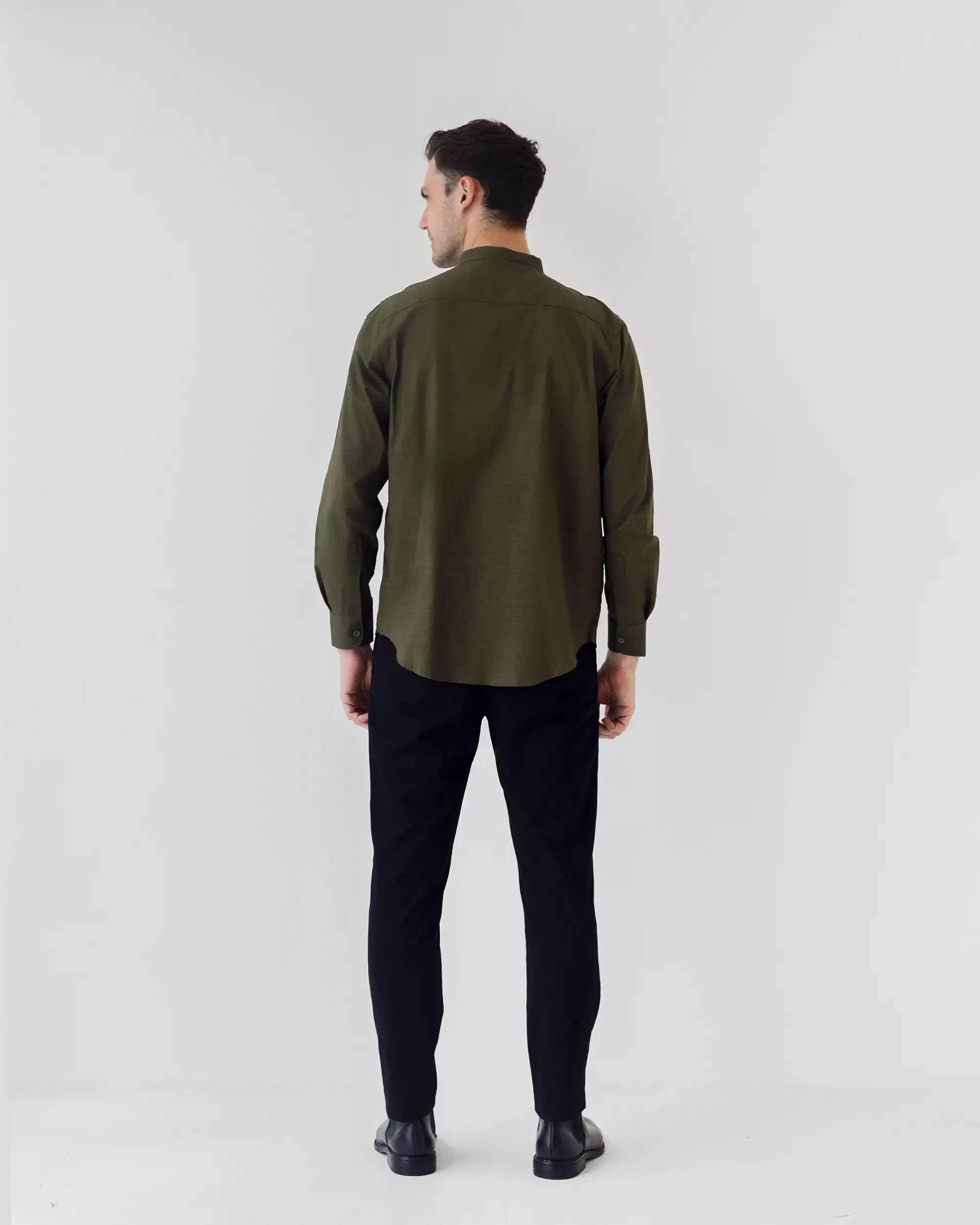 Cotton Well Oman Henley Shirt Army │Kemeja Koko Basic Lengan Panjang Hijau Army