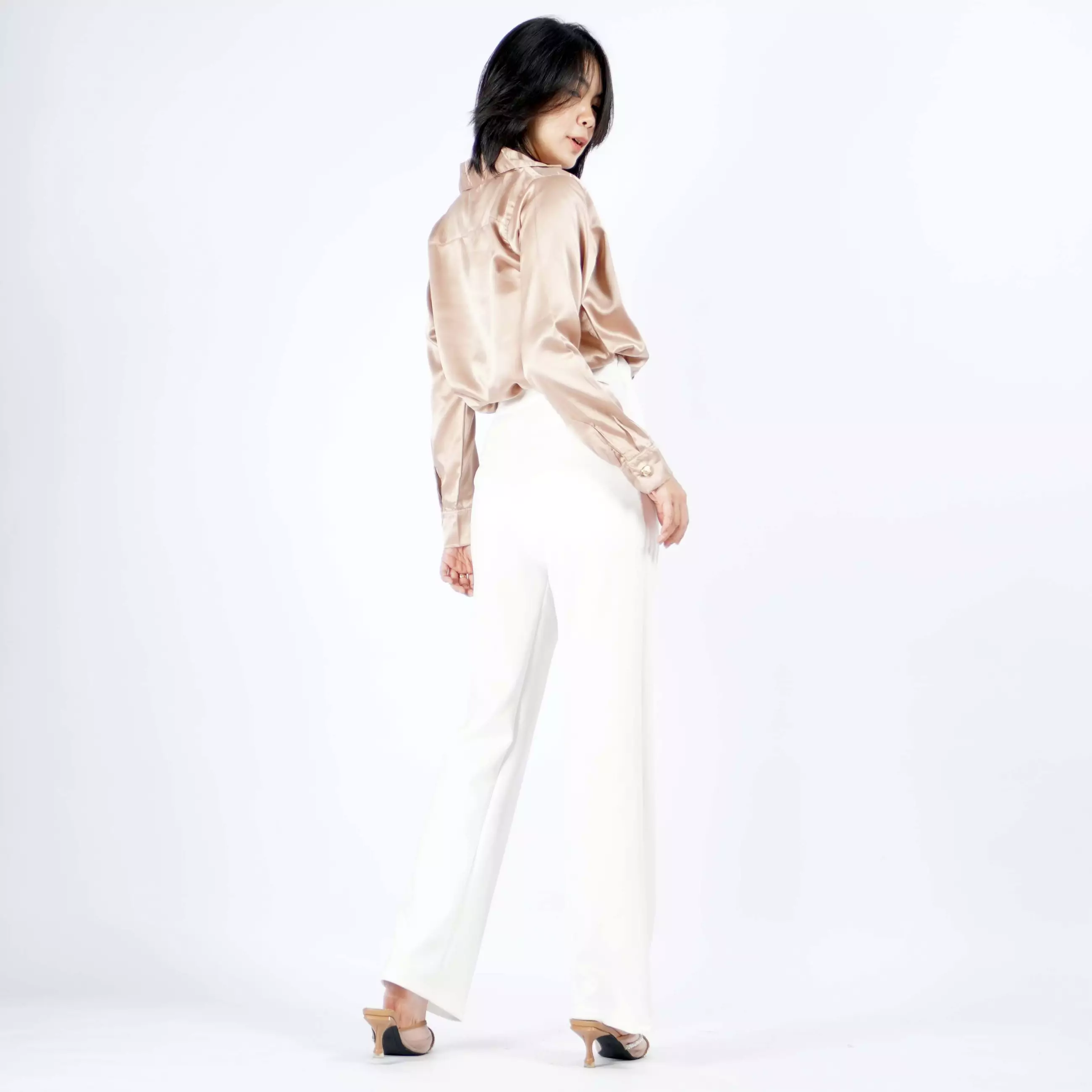  Kemeja Satin VICTORIA Kemeja Wanita Gaya Korea - Coksu