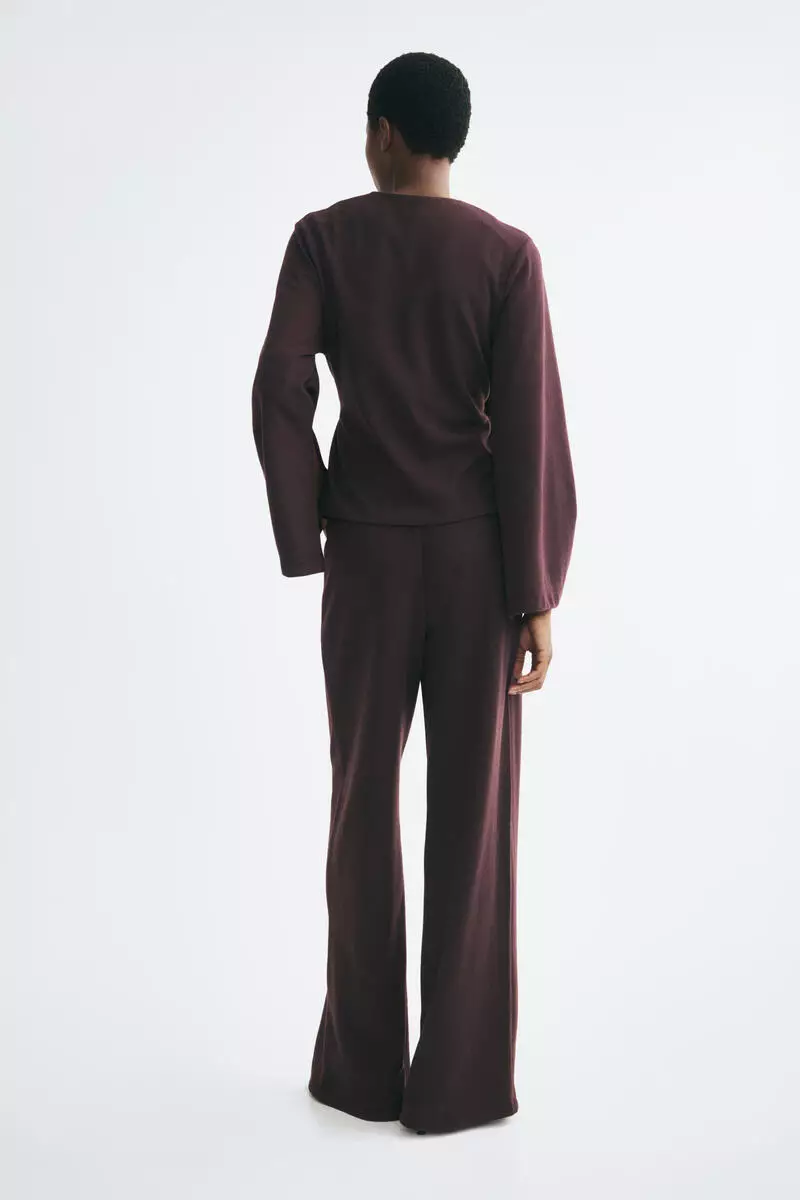 Wide knitted trousers