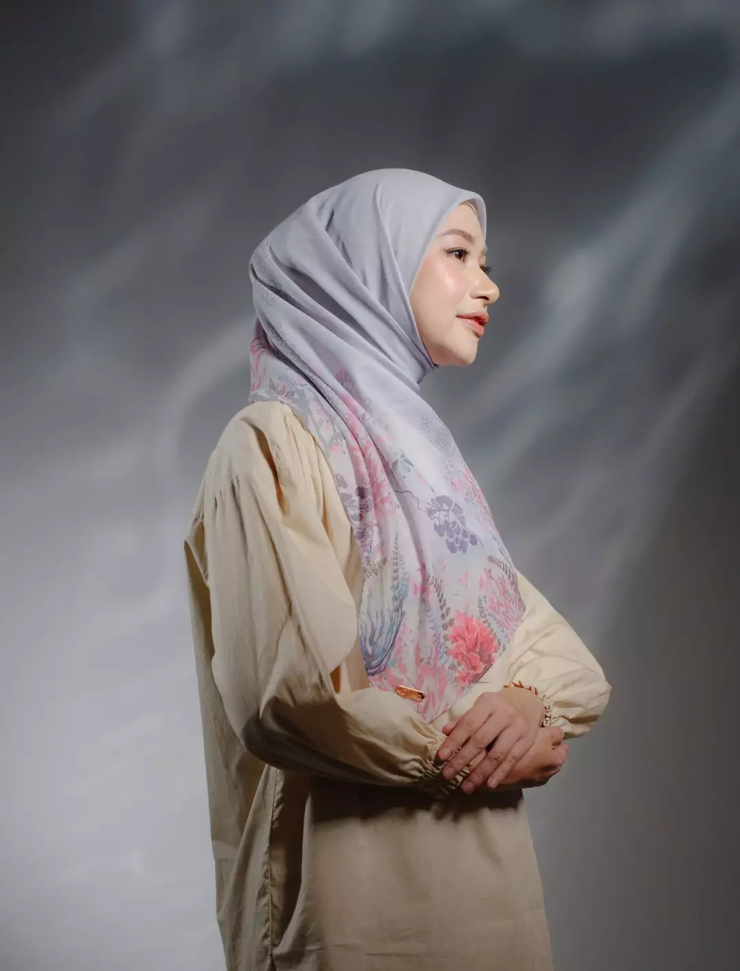 MARINA Scarf Silver Grey - Kerudung Hijab Segiempat Motif With BOX - Bahan Voal Premium - Ukuran 115x115