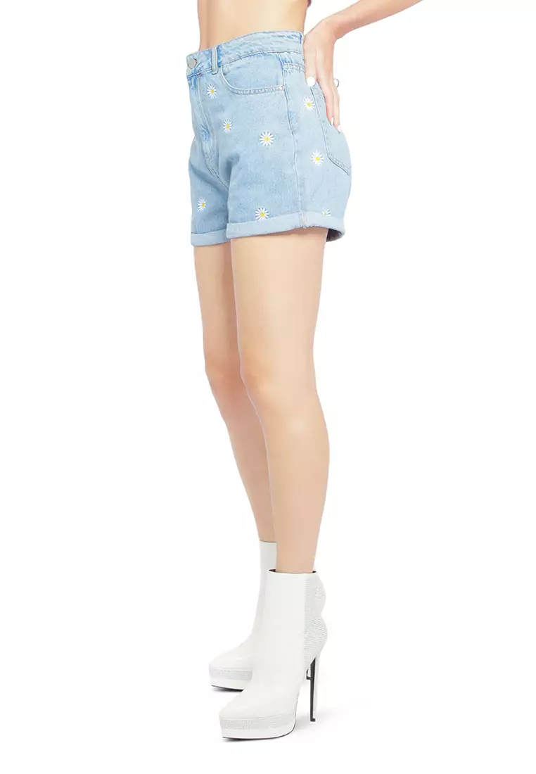 Blue Casual Floral Embroidery Denim Shorts
