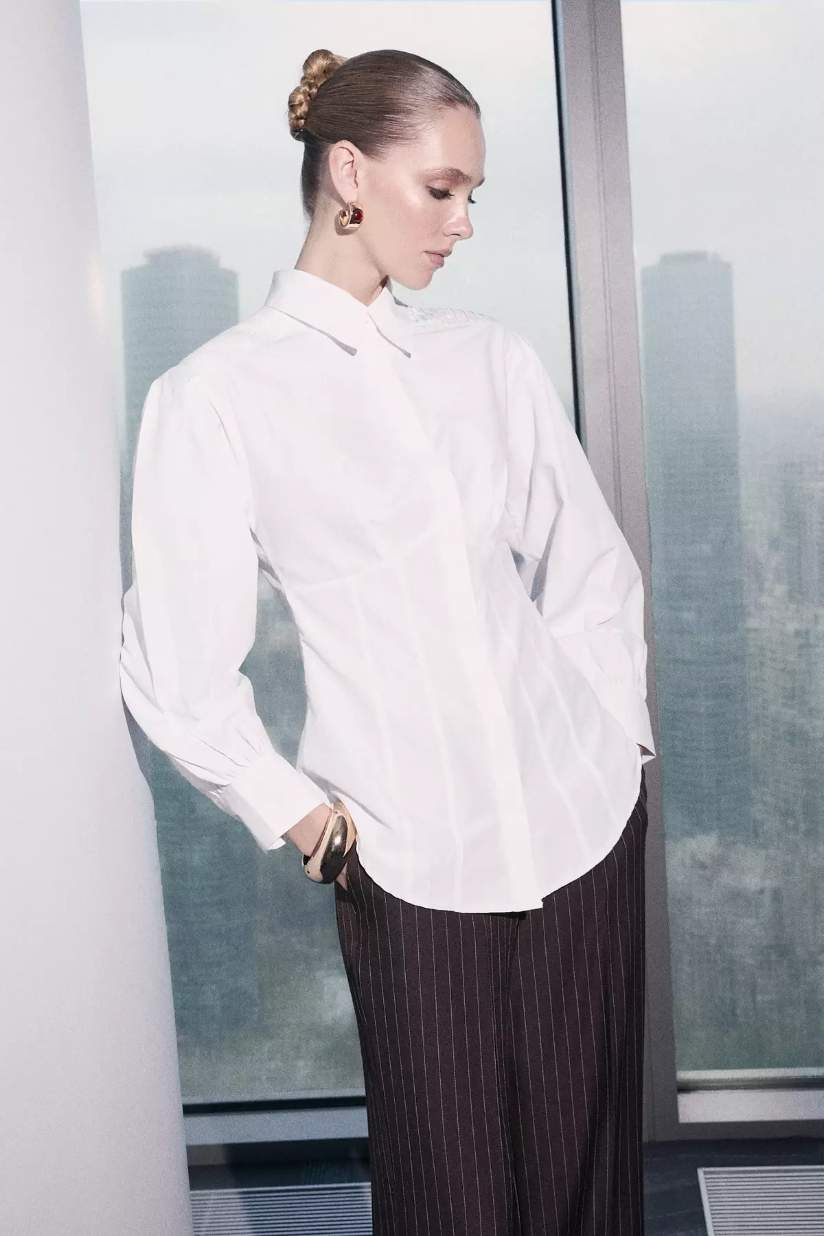White Fitted Balloon Sleeve Fitted/Waist Fitted Cotton Piece Shirt Tctss26Tg00015
