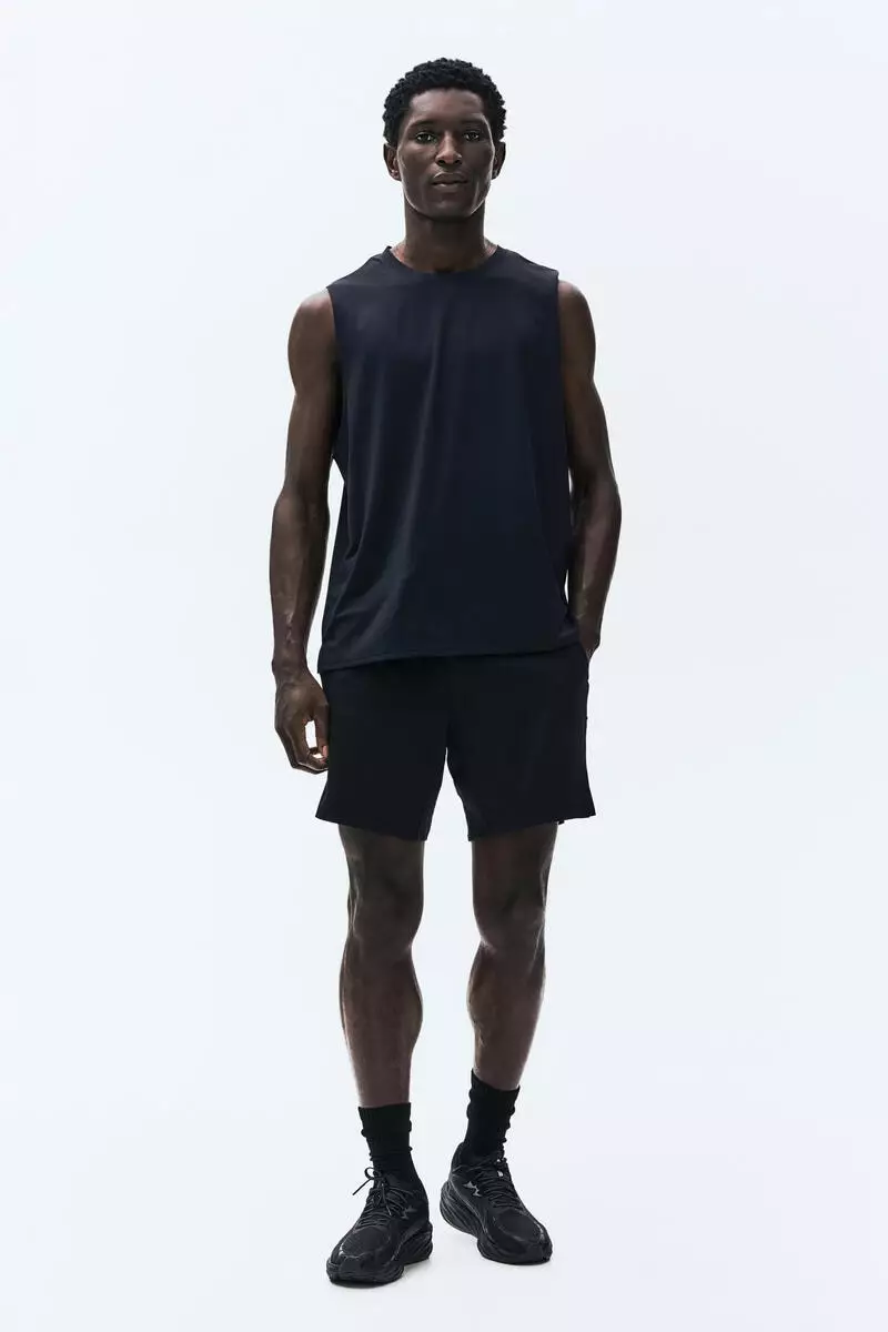 Regular Fit Sports vest top with DryMove™