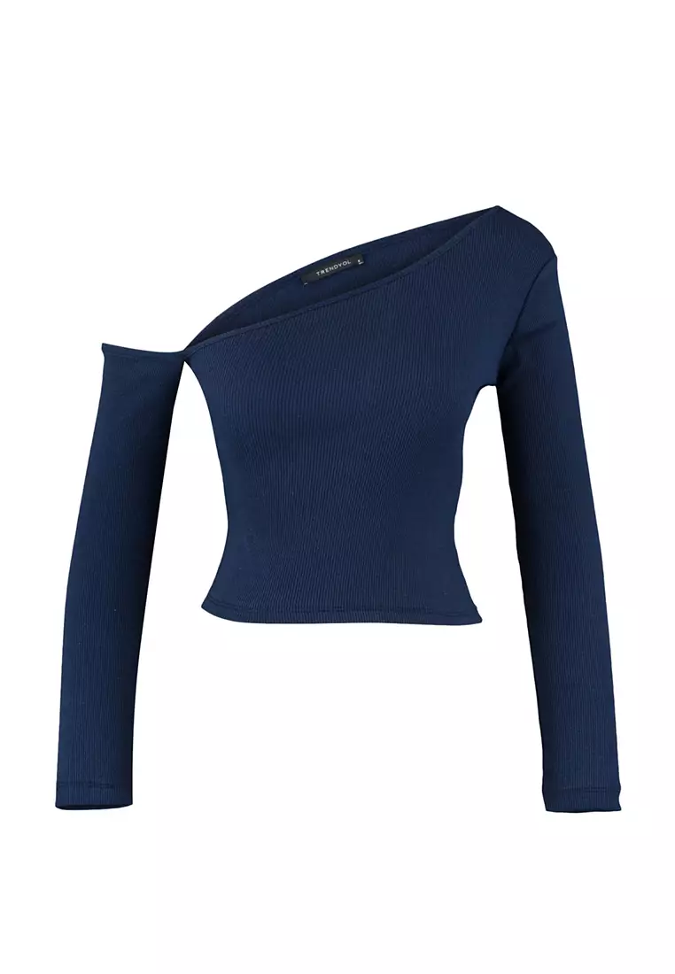 Fitted Asymmetrical Rib Top
