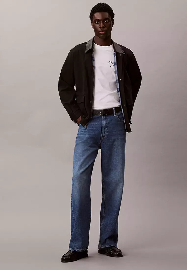 Relaxed Script Logo T-Shirt - Calvin Klein Jeans