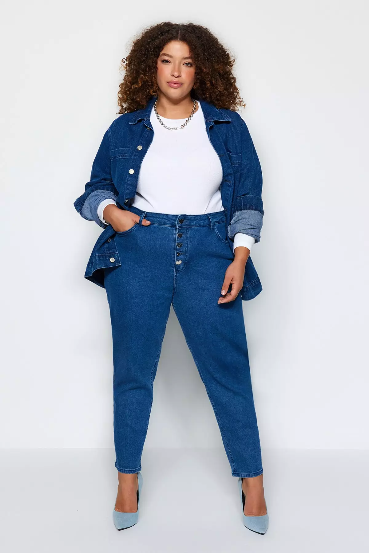 Buy Trendyol Plus Size Blue Button Detailed Mom Fit Jeans 2024