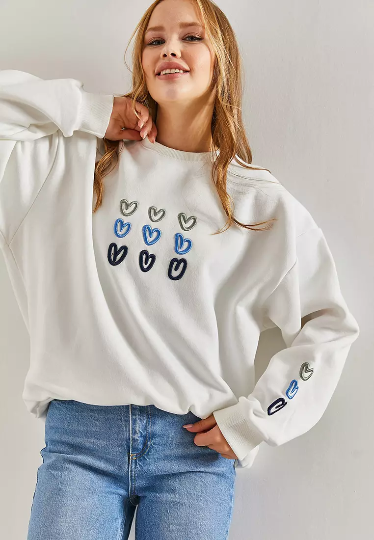 Three Thread Raised Heart Printed Sweatshirt