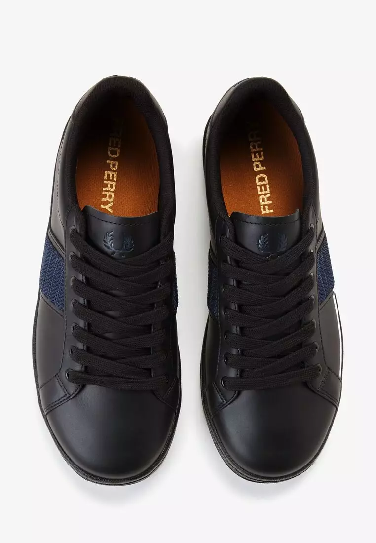 Buy Fred Perry Fred Perry B8302 B721 LEATHER / TAPE DETAIL