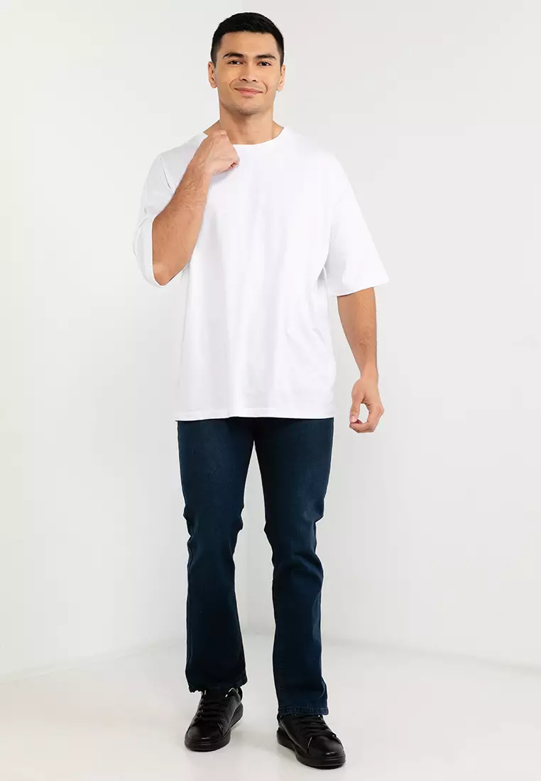 Straight Cut Stretchable Jeans