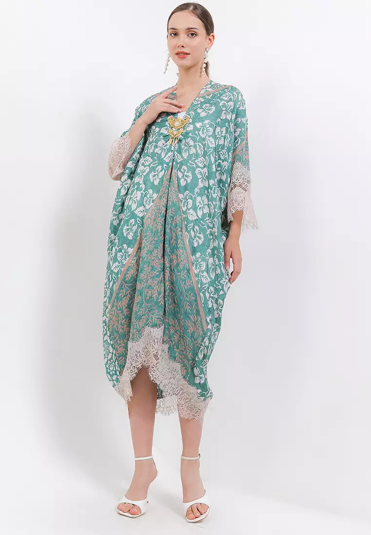 Batik Rizqina Kaftan Ayra Batik Wanita - Kaftan Kaca - Salem - Batik Cap Peranakan Series - OOTD Batik - Batik Viscose Premium - Soft Tulle Organza