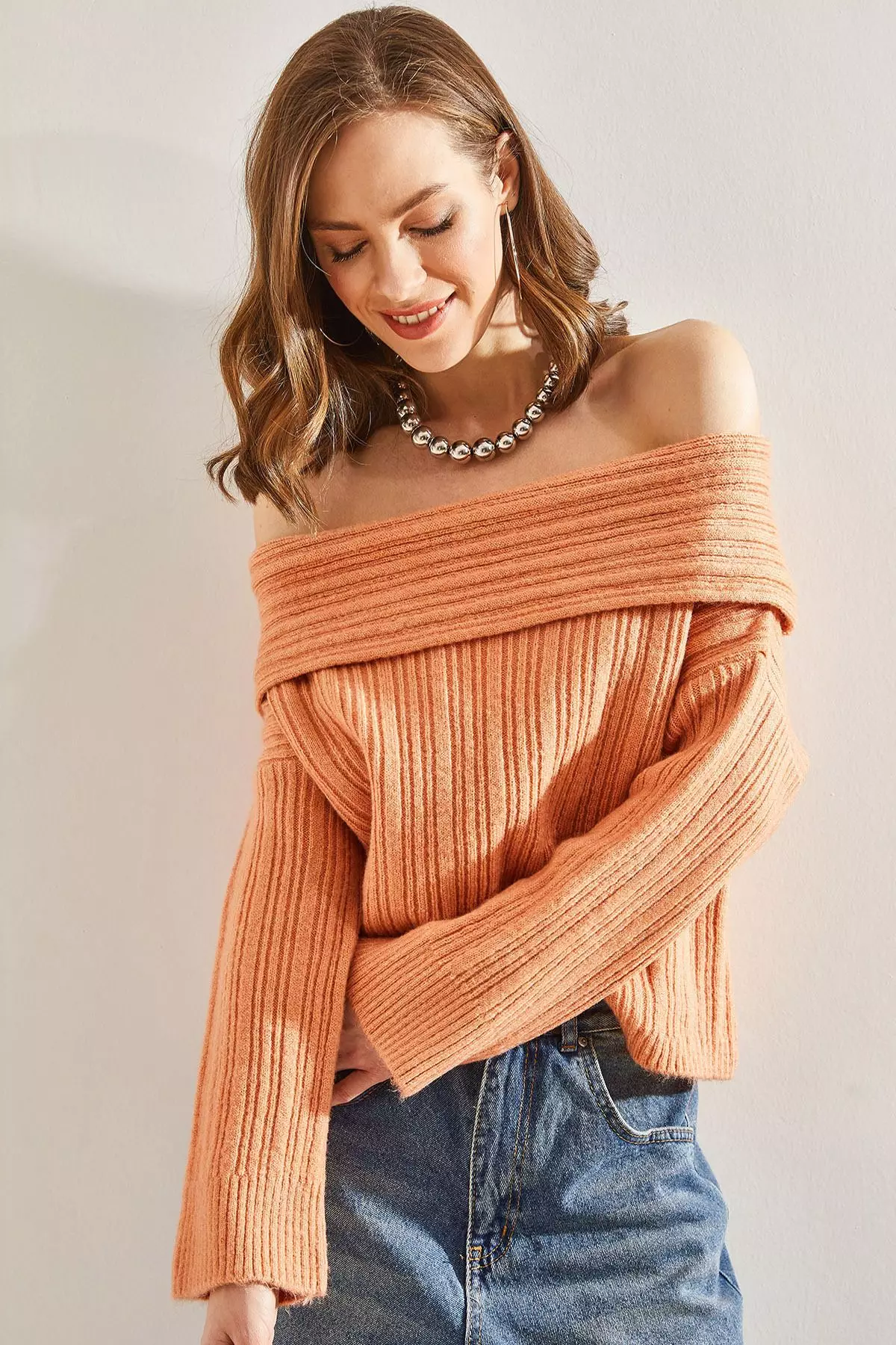 Women's Ruffle Collar Sweater