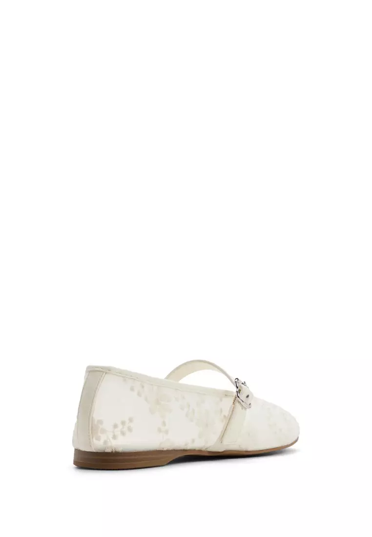 Elyiaa Flats