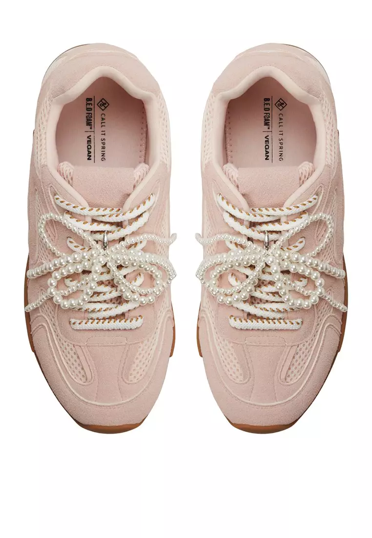 Pixelle Sneakers
