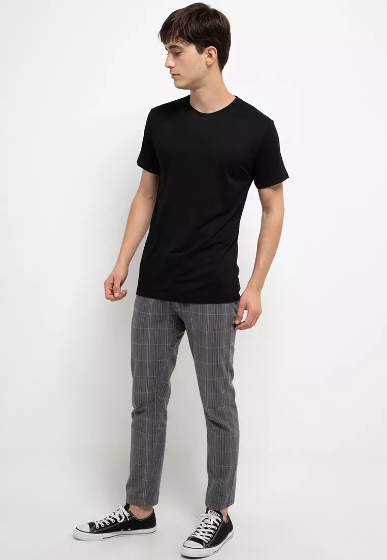 MTI30 Kaos Distro Pria Hitam Polos