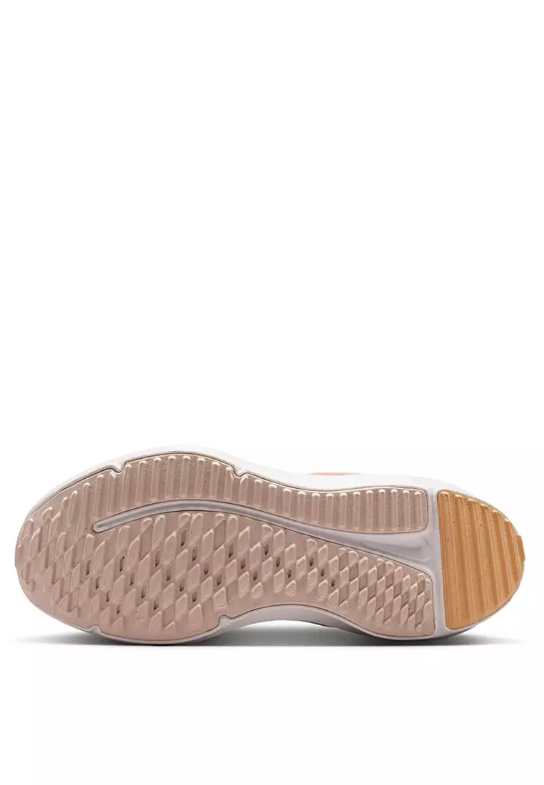 Nike Cosmic Runner