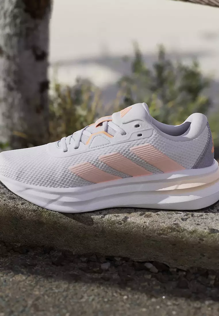 Galaxy 7 Running Shoes