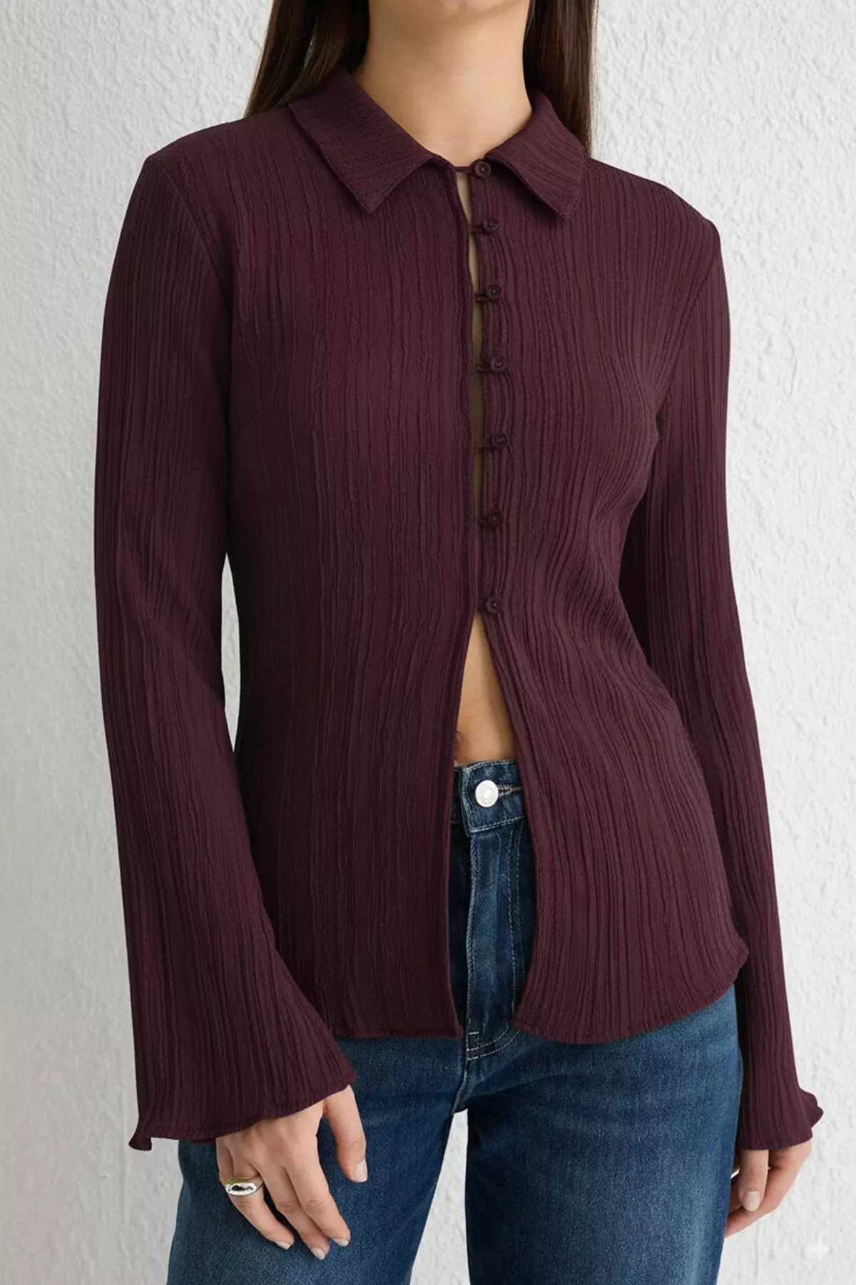 Plum Textured Fitted Waist Woven Shirt Twoss24Go00002