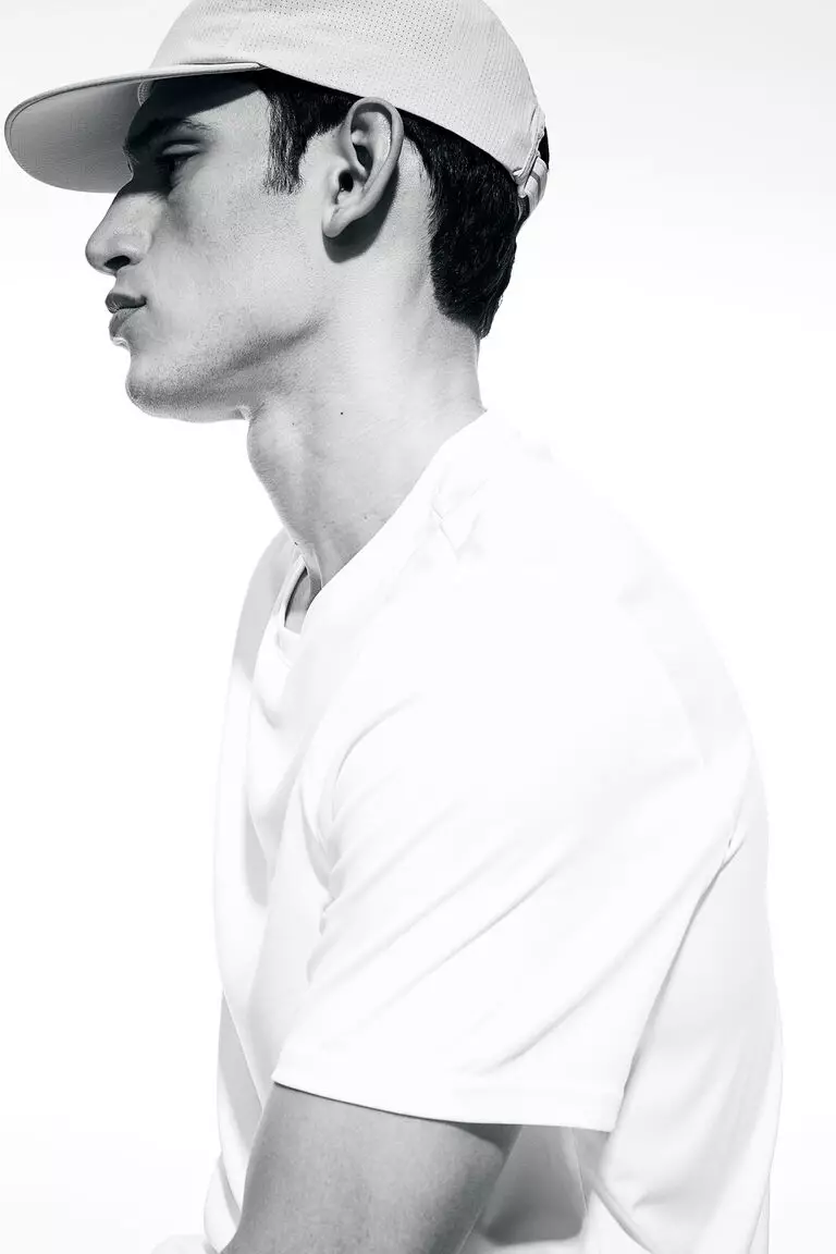 DryMoveâ¢ Sports top