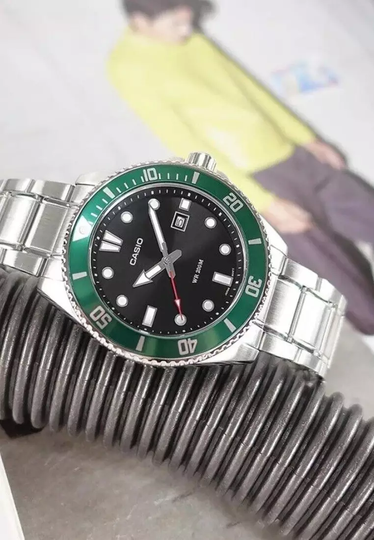 Men Analog Watch MDV-107D-3AV Silver Stainless Steel Strap