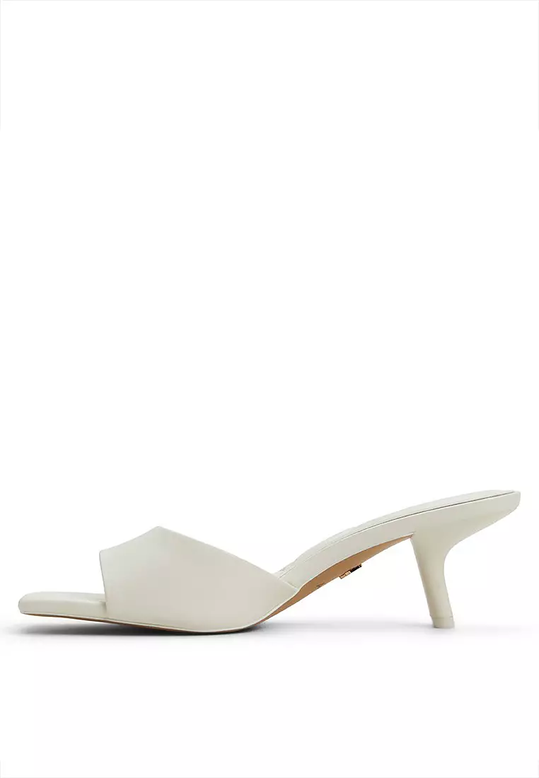 Enchanting Mule Kitten Heels