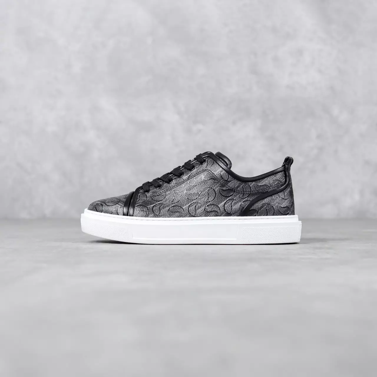 Sepatu CHRISTIAN LOUBOUTIN ADALON PATTERN GREY LOUIS JUNIOR SNEAKER 100% ORIGINAL