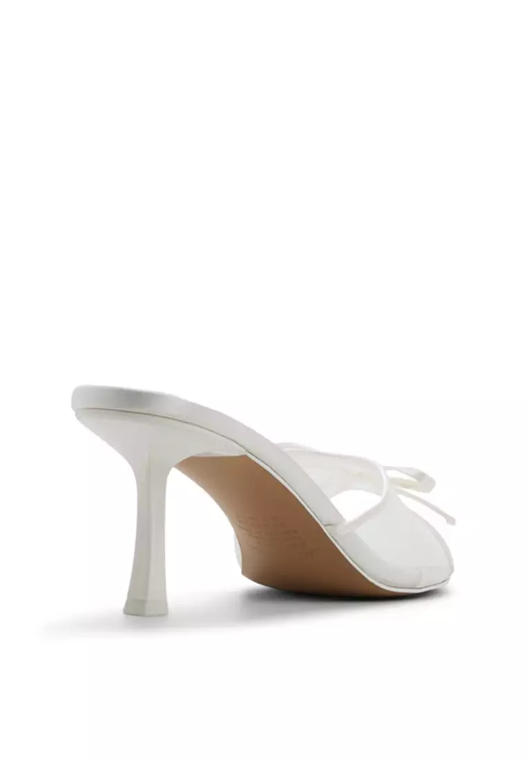 Bettiie Heels