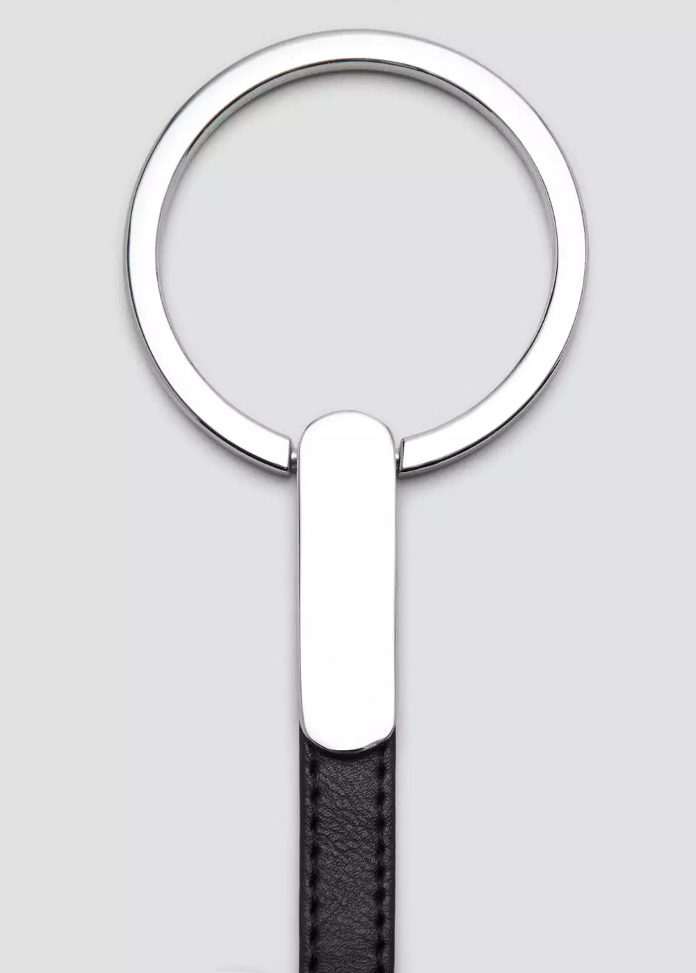 Gesper tipis dengan maxi