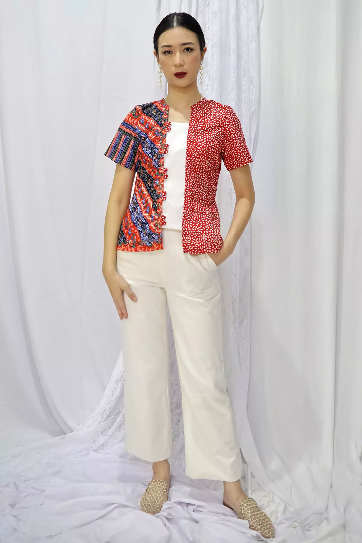 Anglaina Lasem Beras Tumpah Merah Kebaya Batik