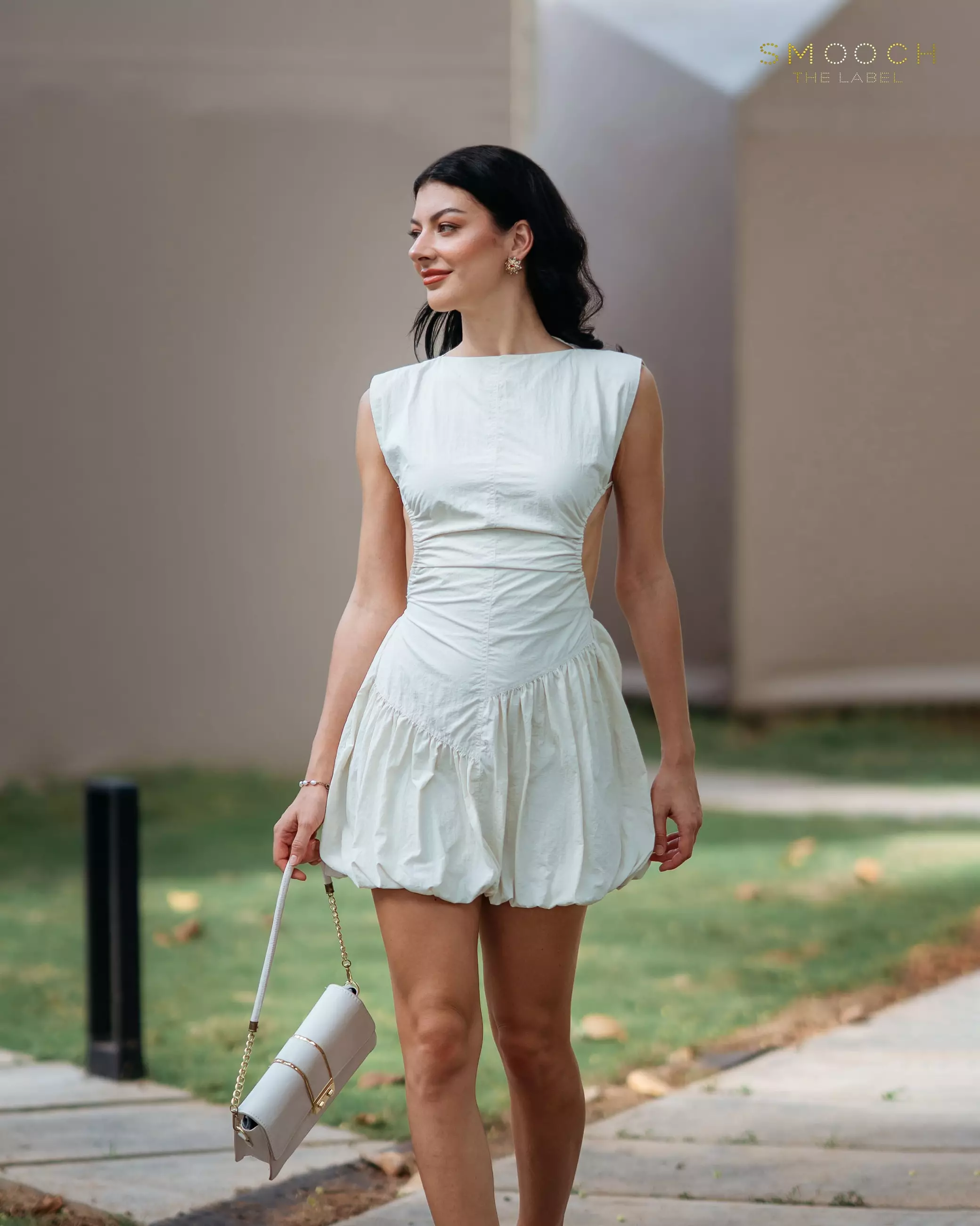 Jual Smooch Syiba Cream Mini Dress Original 2026 | ZALORA Indonesia