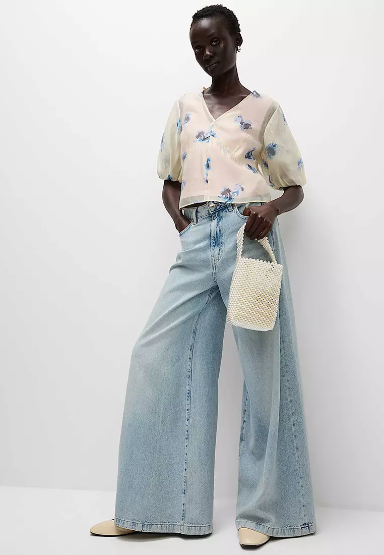 Organza Floral V-Neck Puff Sleeve Blouse