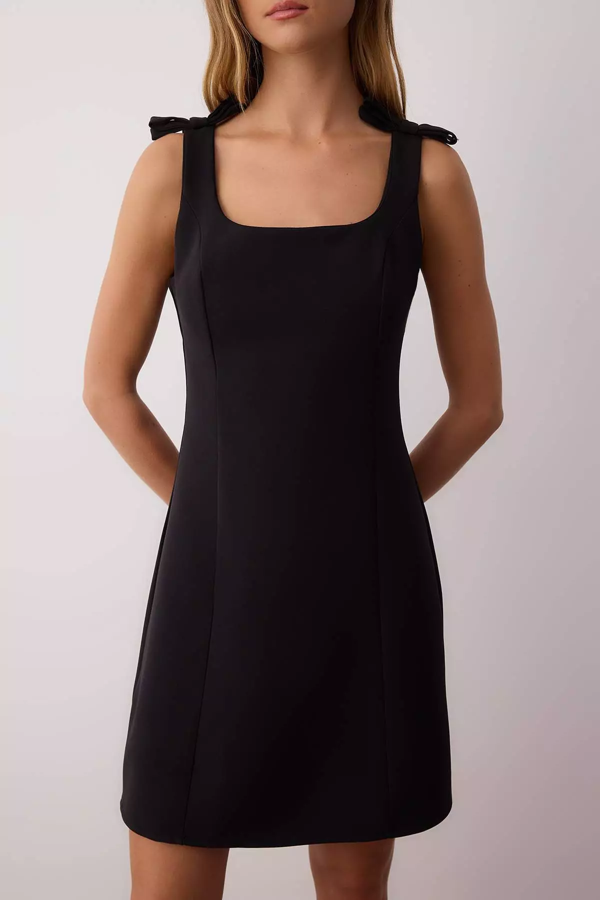 Shoulder Tie Detail Dress