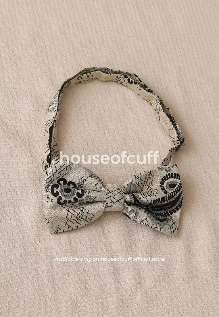 Houseofcuff dasi kupu pria bowtie pocket square jacquard cream muda motif batik