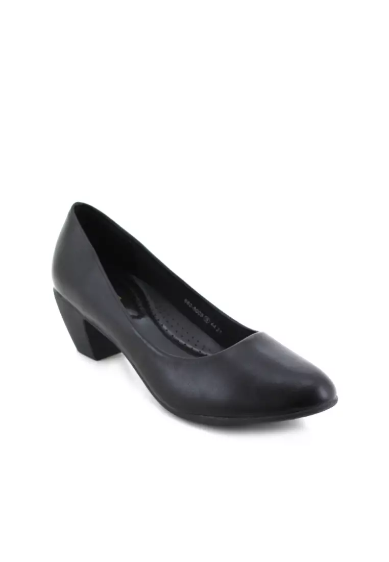 Bata ladies best sale black shoes