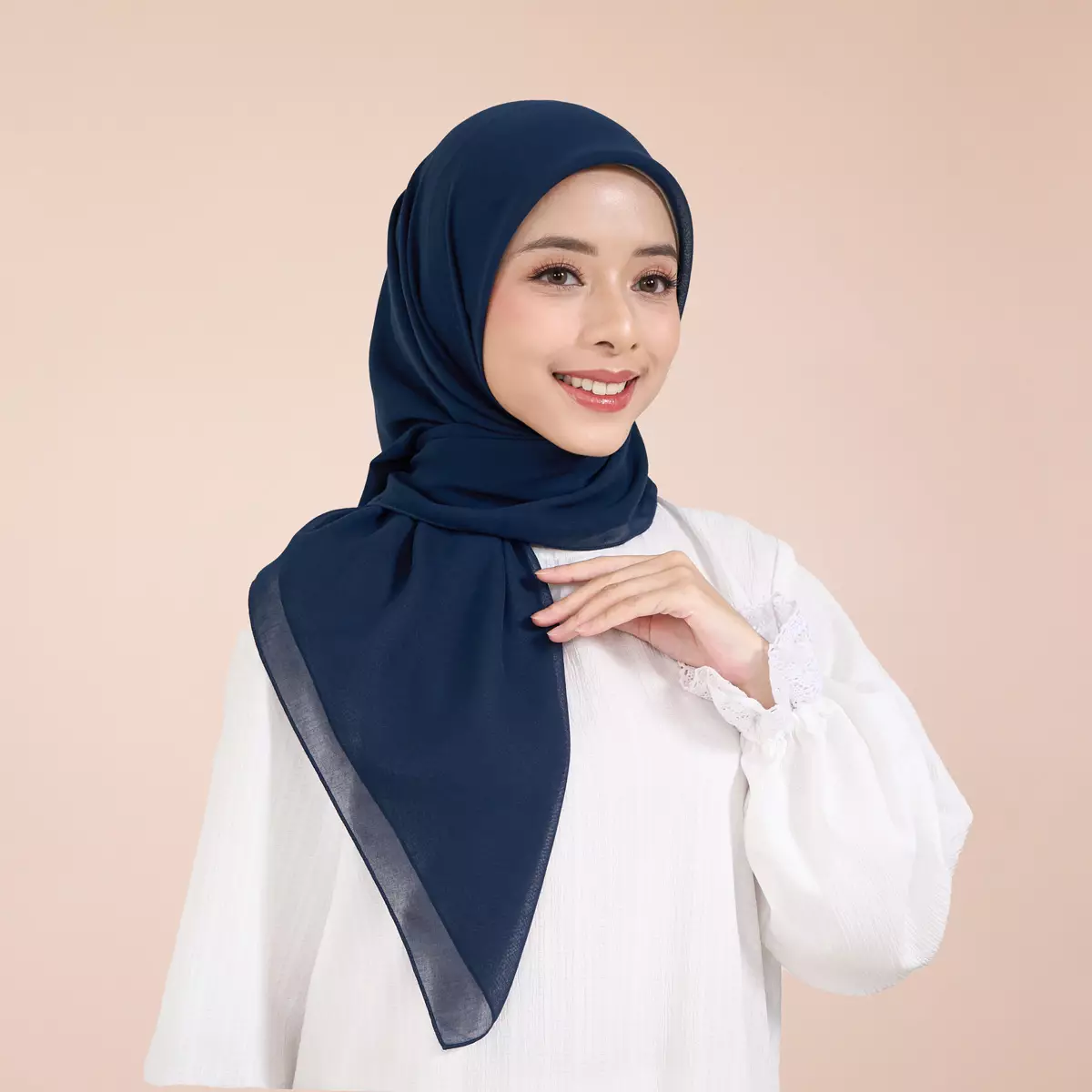 ZM Zaskia Mecca - Qiola Mednight Scarf - Kerudung Segi Empat
