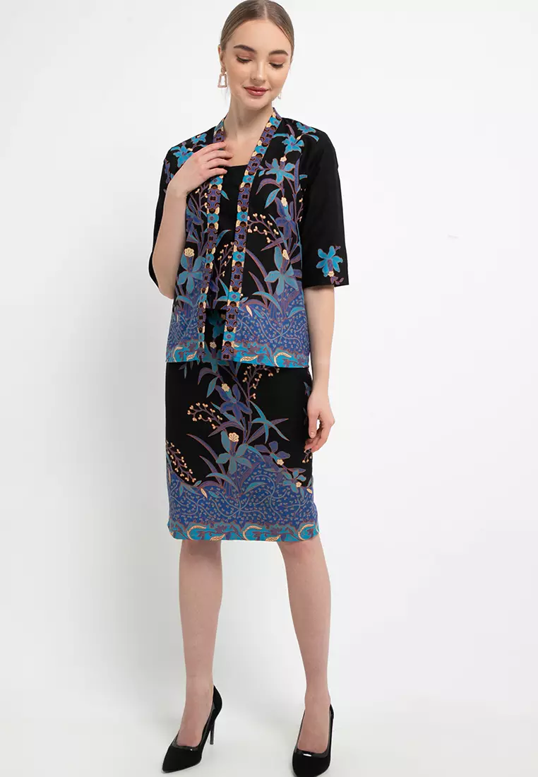 B.Kebaya Classic Regular TCH34