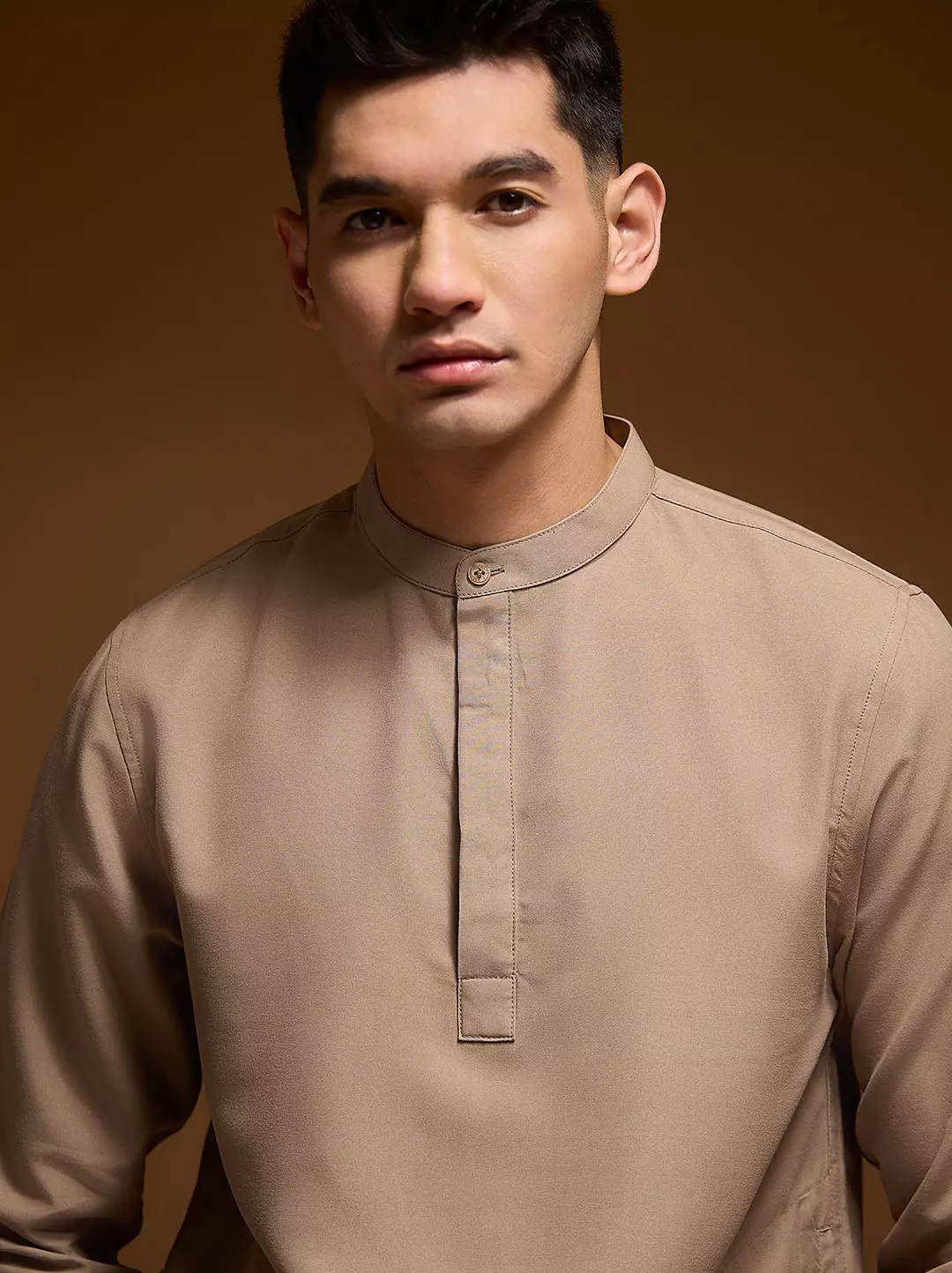 OXCON Kemeja koko Tangan Panjang Collarless Azfar Mocca