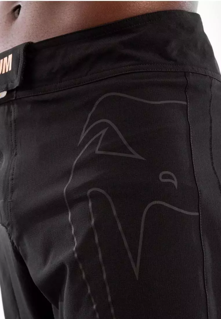 Venum - Light 4.0 Fightshort - 黑色/青銅色