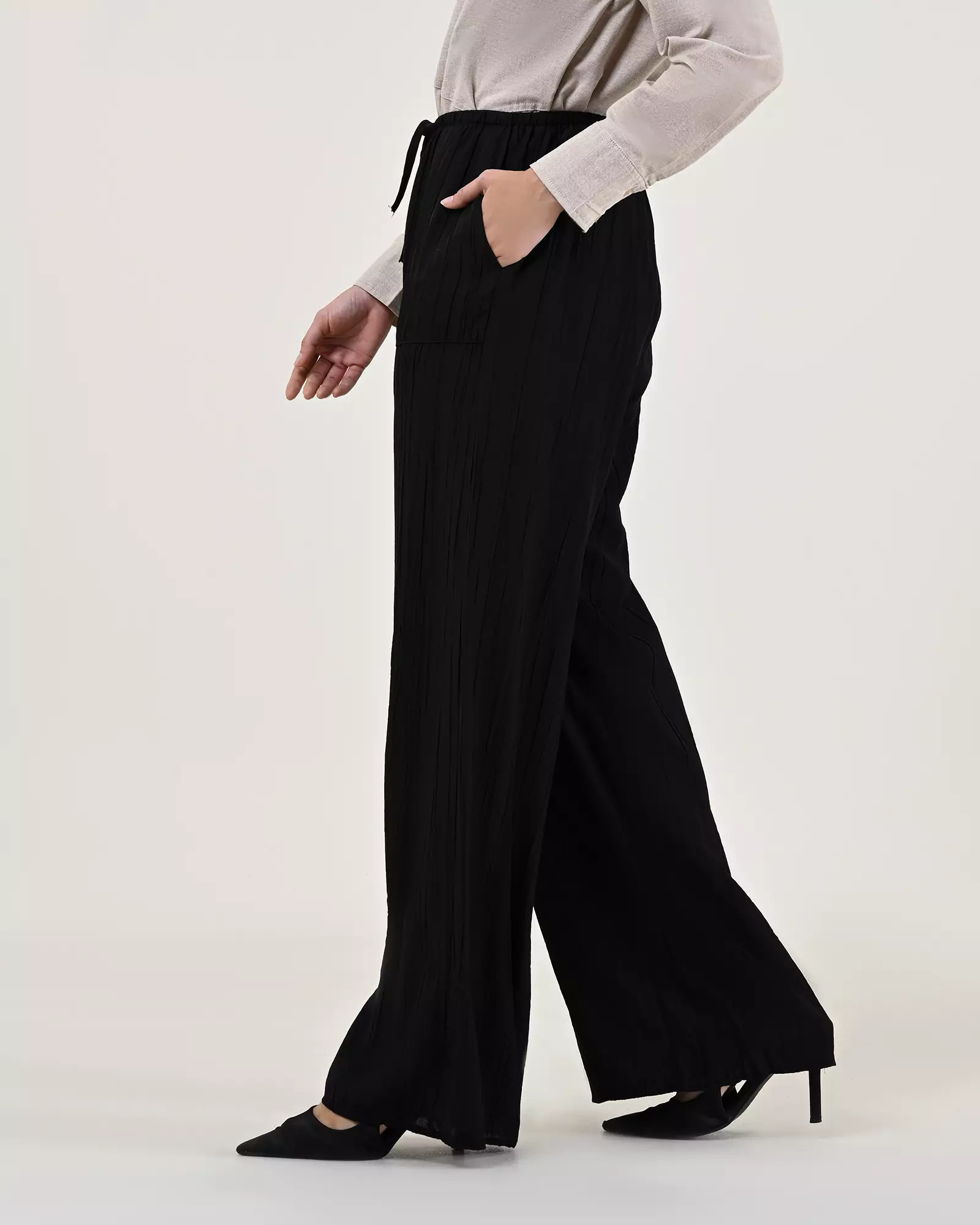 Geulis.id MALLO PANTS - Black