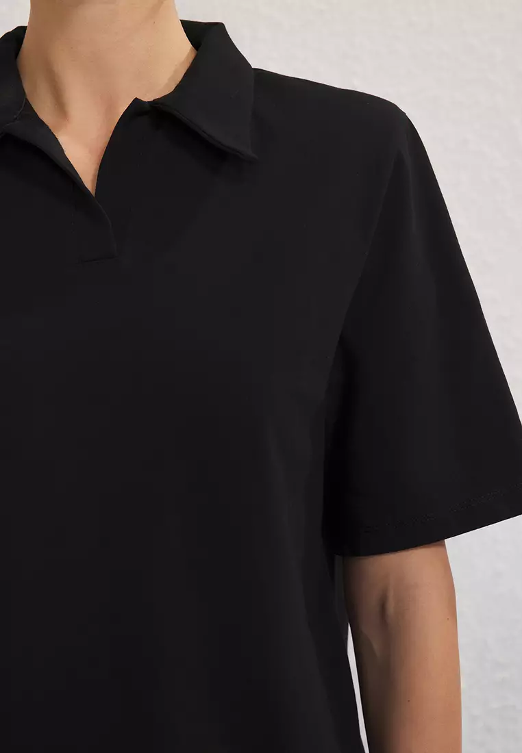 Black Cotton Padded Polo Collar Regular/Normal Pattern Knitted T-Shirt TWOSS25TS00195