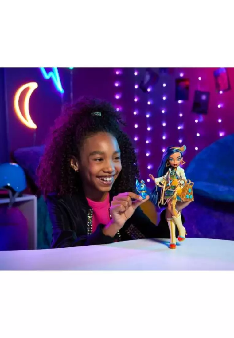 Buy Monster High Monster High Cleo De Nile Doll With Pet And