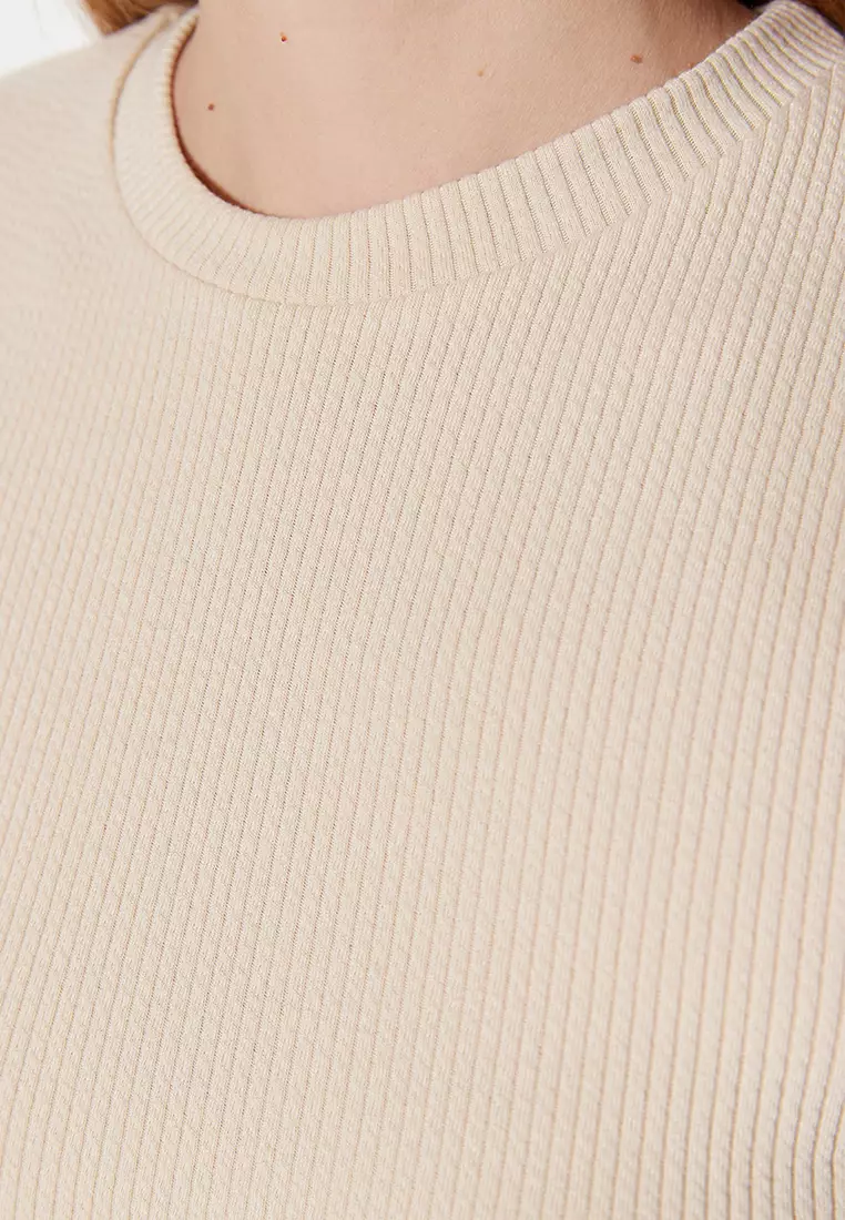 Half Sleeves Knitted Body Tunic with Snap Fastener