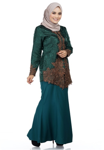 Buy Yulia Kebaya with Bronze Lace Embellishment from Ashura in Green and Multi and Brown only 199.9