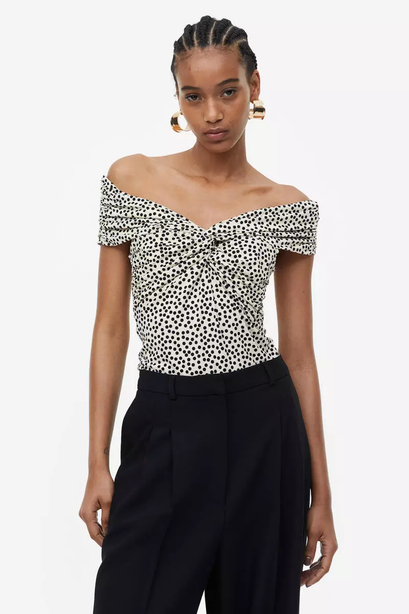 H&m black off 2024 the shoulder top