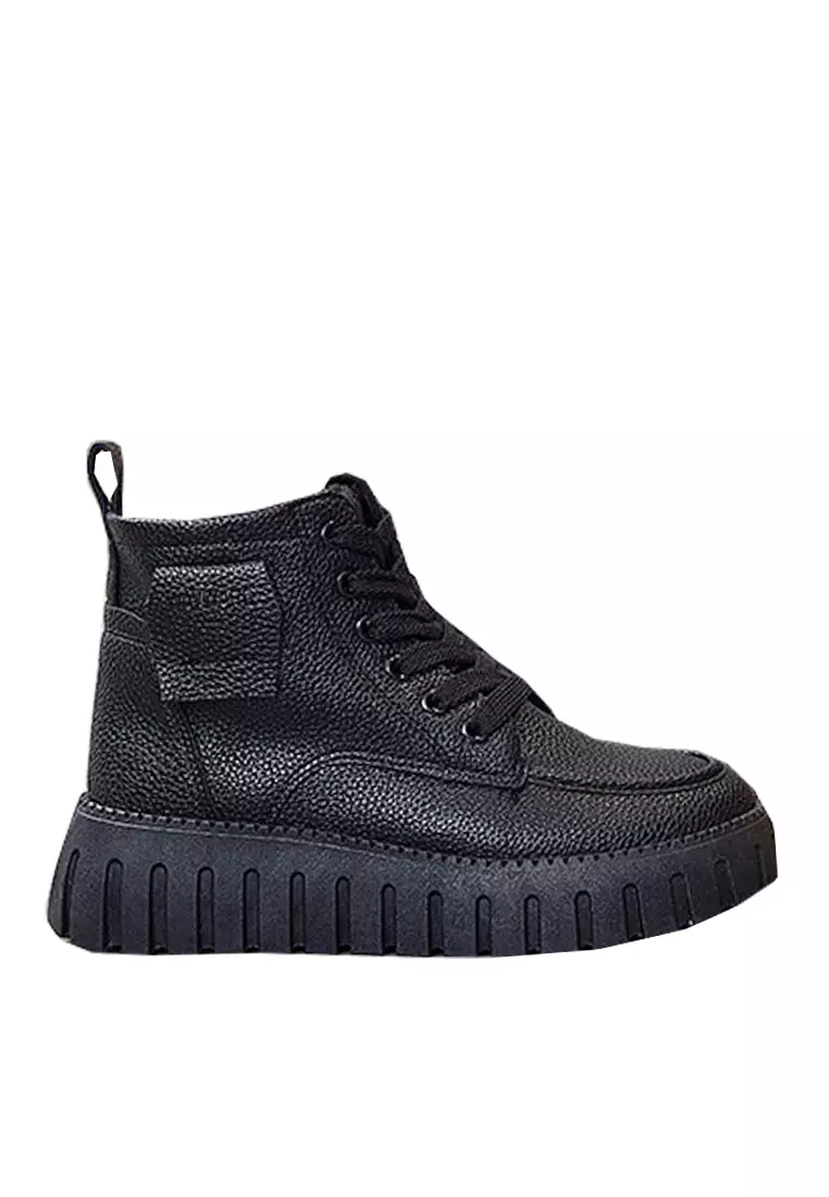 Discount on Twenty Eight Shoes  shoes - SKU: VANSA Fashionable High Top Platform Casual Short Boots VSW-B2283-1