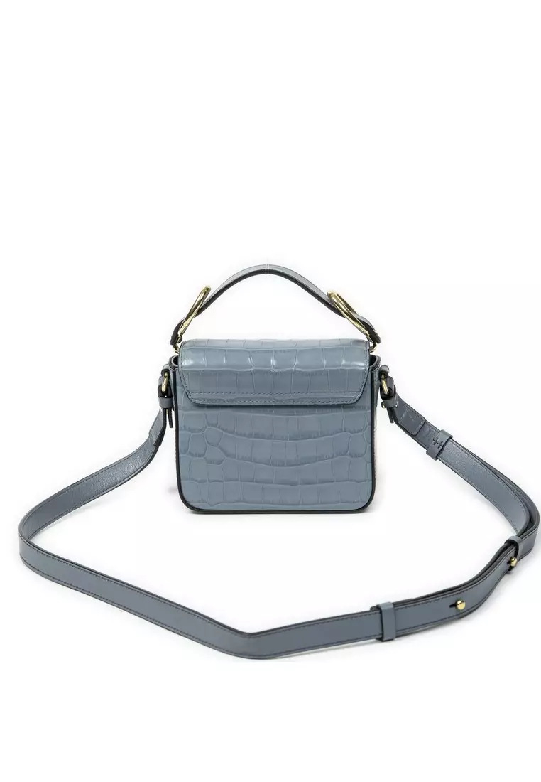 ChloéのChloé C ミニショルダーバッグ Buy Chloé Pre-Loved Mini C Crossbody 2026 Online | ZALORA