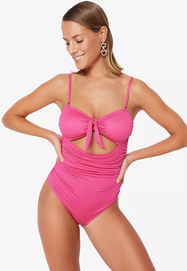 Cut Out Detailed Textured Swimsuit
