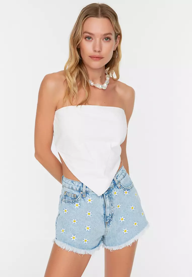 Daisy Embroidery Shorts